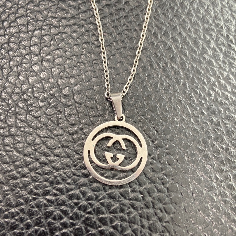 Gucci charm